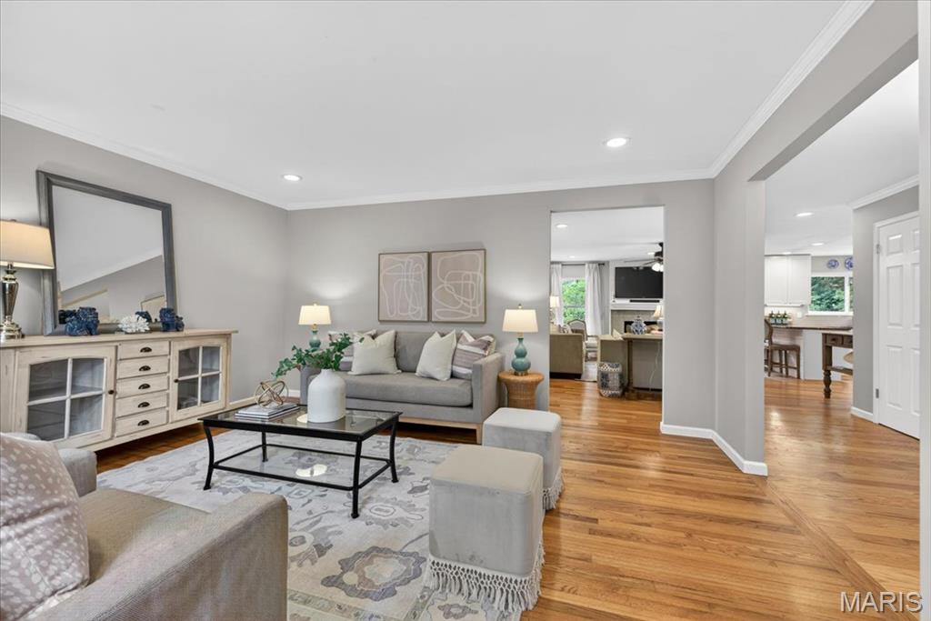 706 Clayworth Drive
