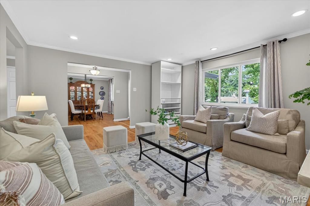 706 Clayworth Drive
