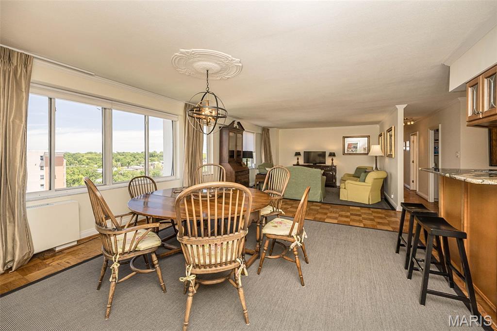 900 S Hanley Road Unit: 11D