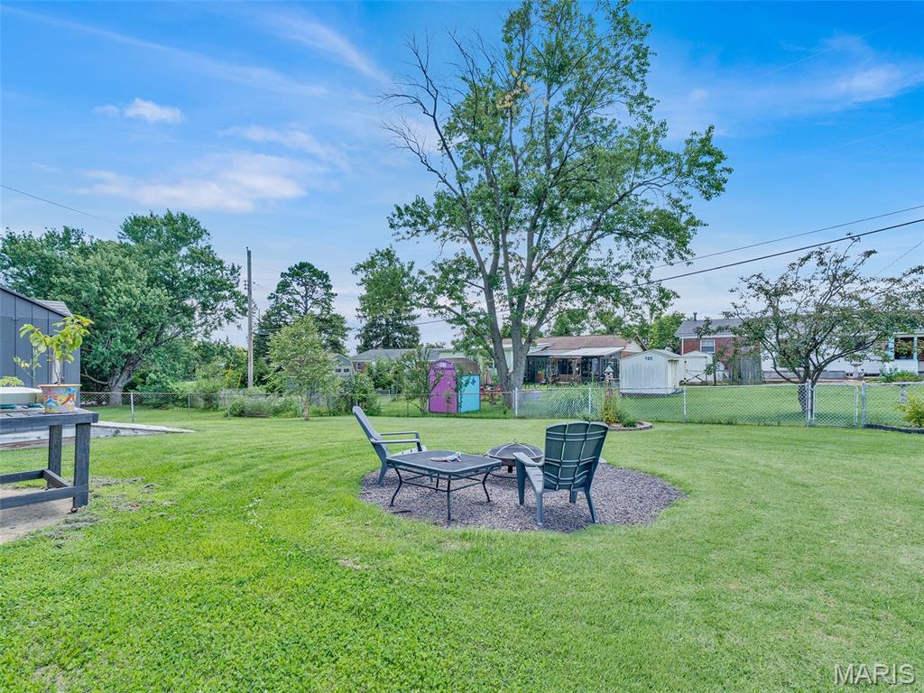 9806 Whitcomb Lane