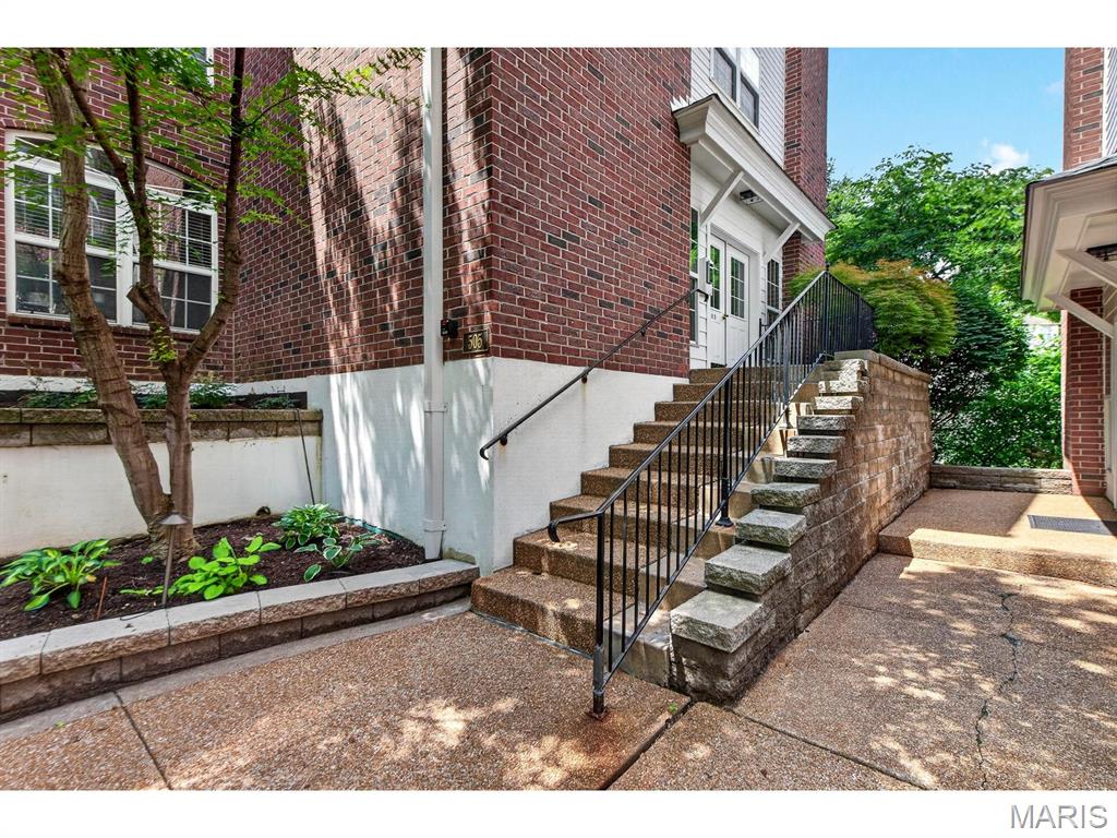 505 North and South, 2C