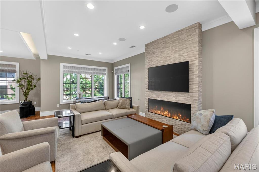 31 Brighton Way Unit: 3