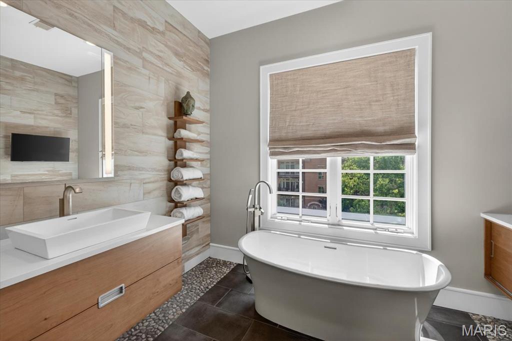 31 Brighton Way Unit: 3