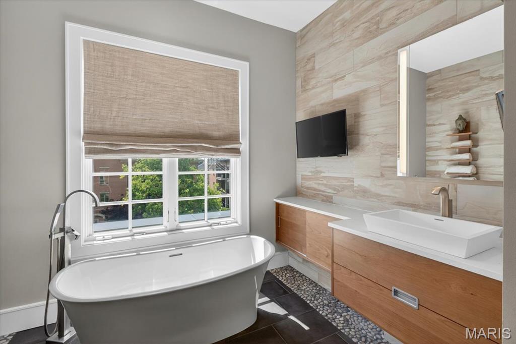 31 Brighton Way Unit: 3