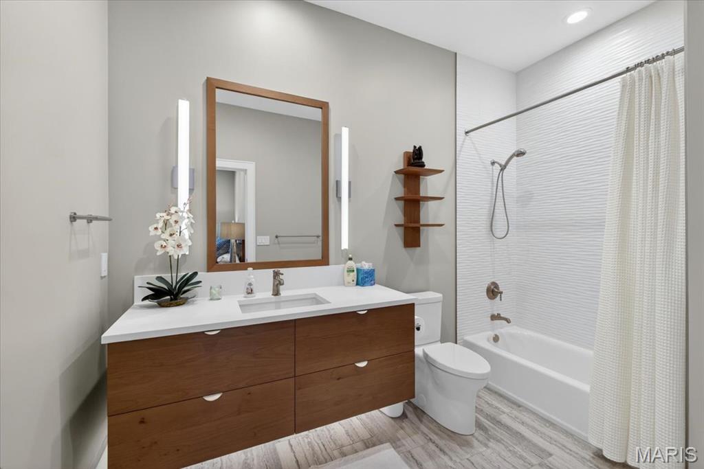 31 Brighton Way Unit: 3