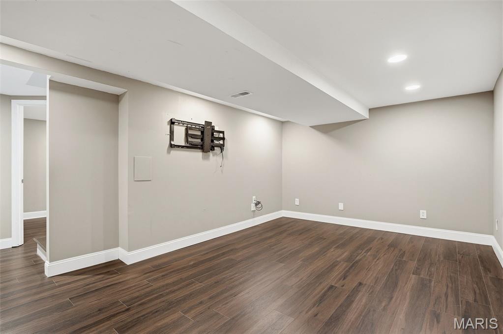 615 Meadowridge Lane