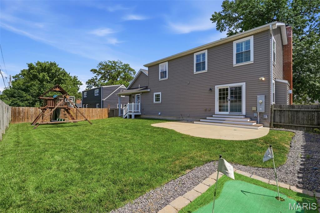 615 Meadowridge Lane