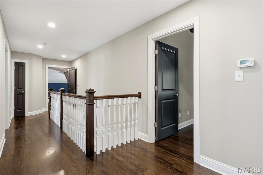615 Meadowridge Lane