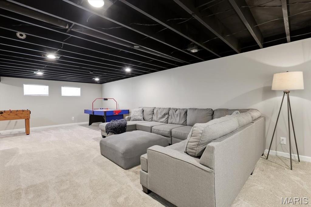 1022 Fernway Lane