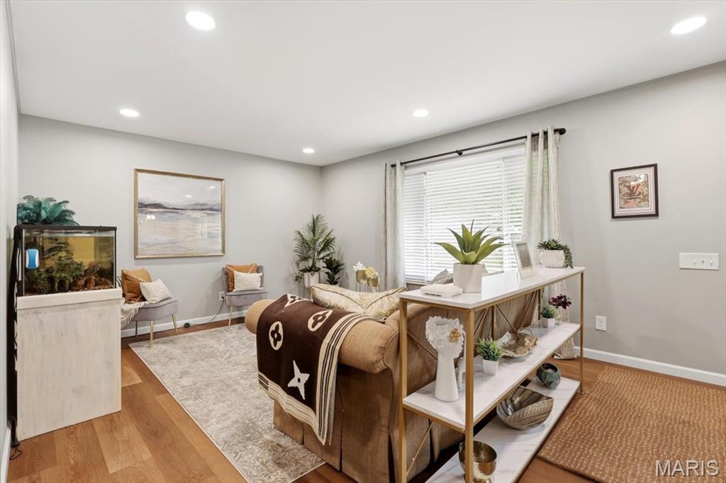 1022 Fernway Lane