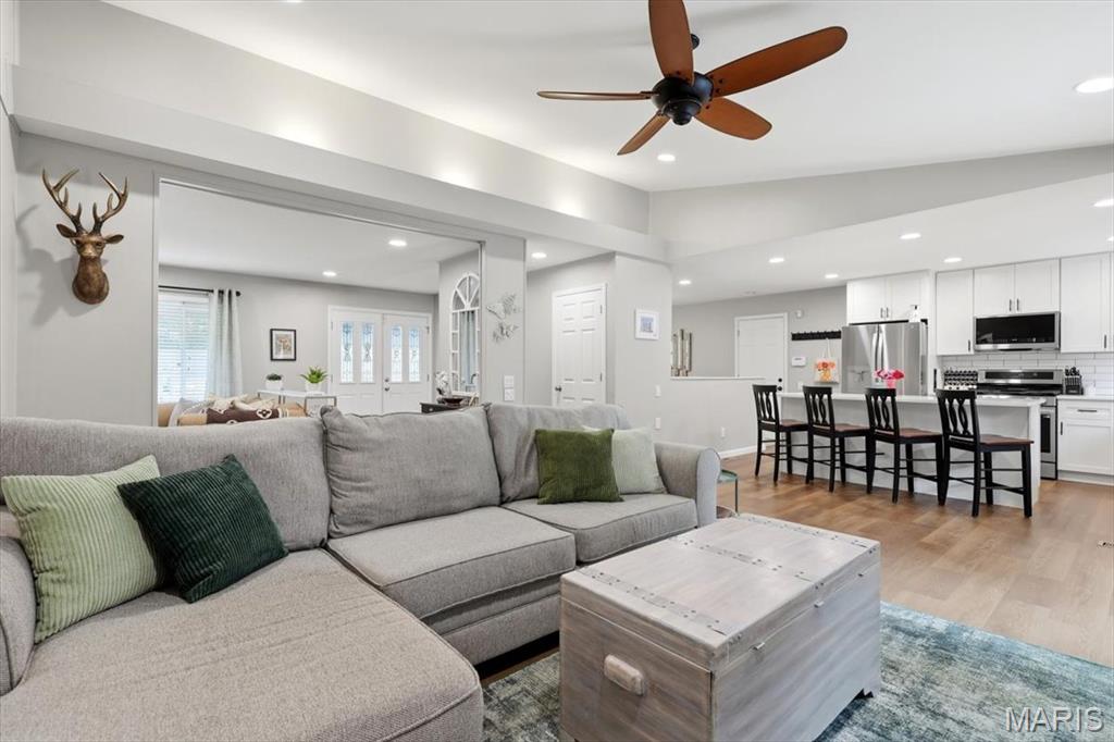 1022 Fernway Lane