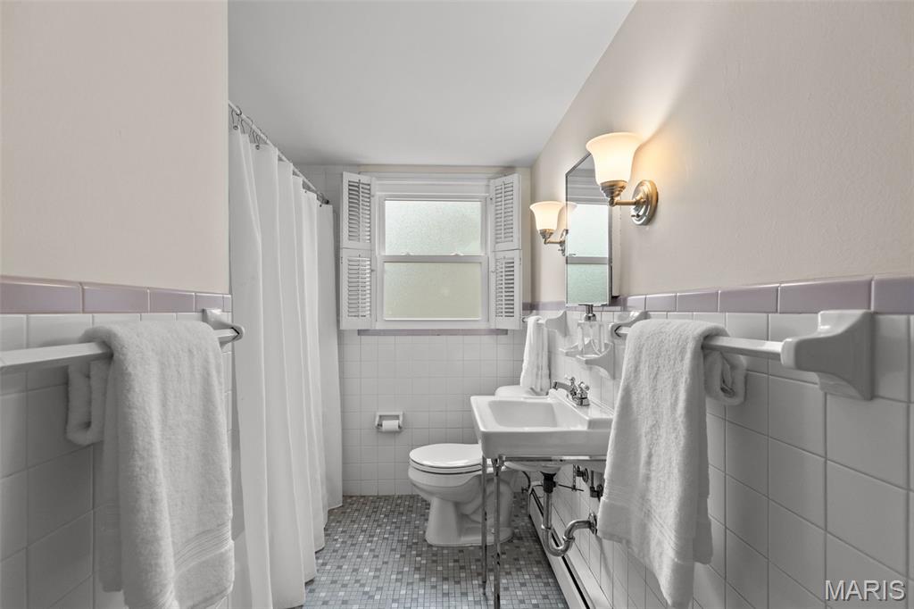 253 Elm Avenue