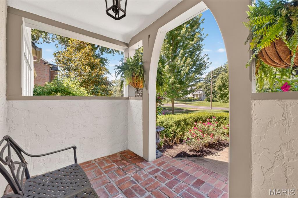 638 Sherwood Drive