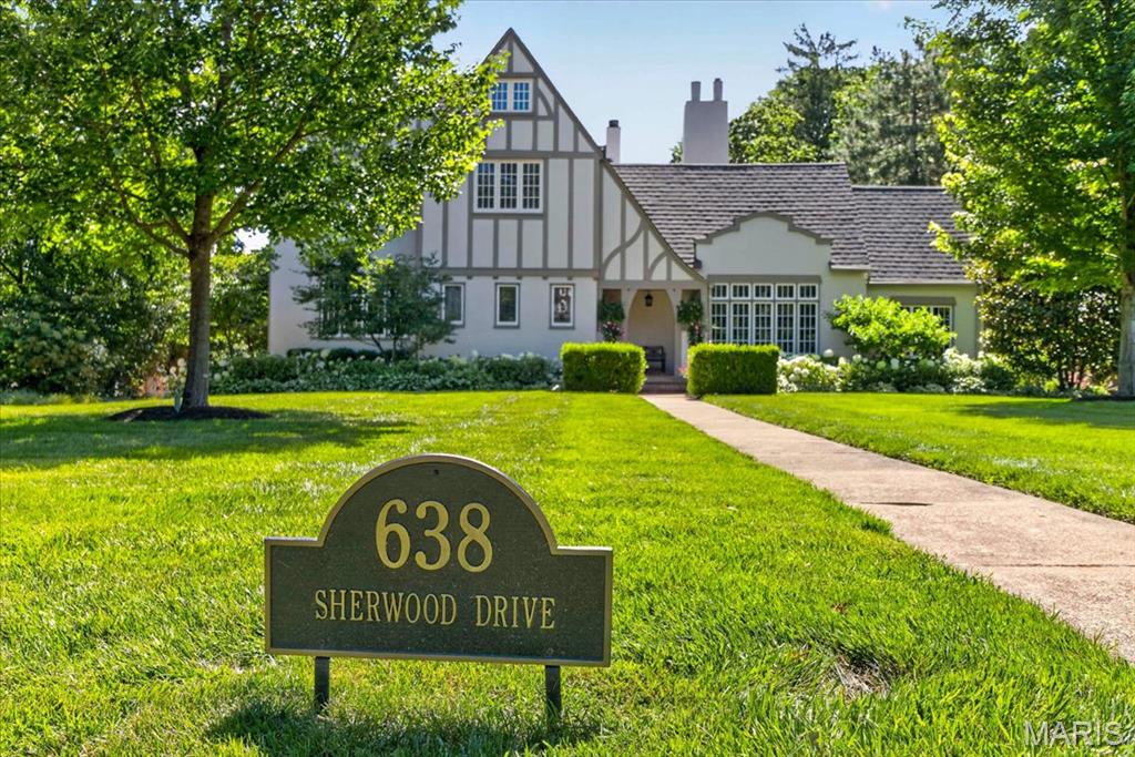 638 Sherwood Drive