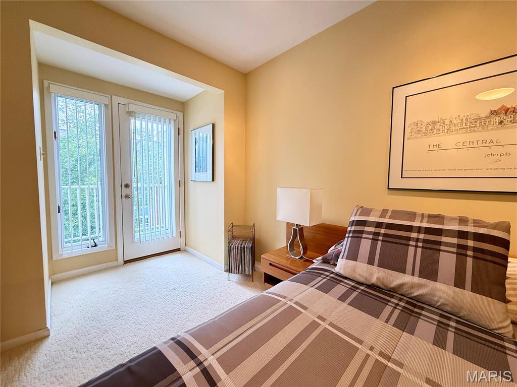 4235 W Pine Boulevard Unit: 21