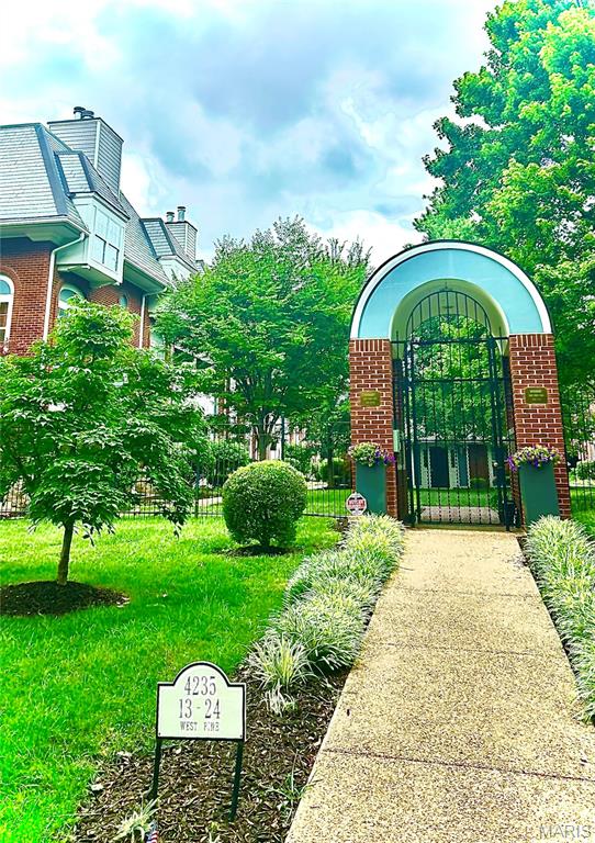 4235 W Pine Boulevard Unit: 21