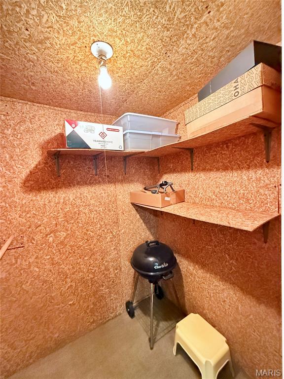 4235 W Pine Boulevard Unit: 21