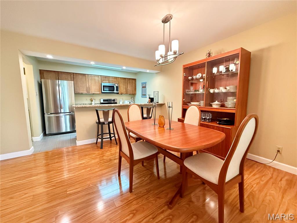 4235 W Pine Boulevard Unit: 21