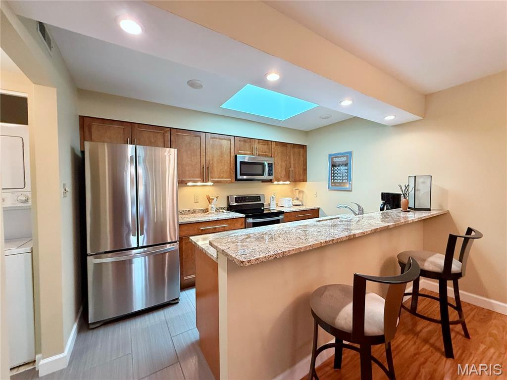 4235 W Pine Boulevard Unit: 21