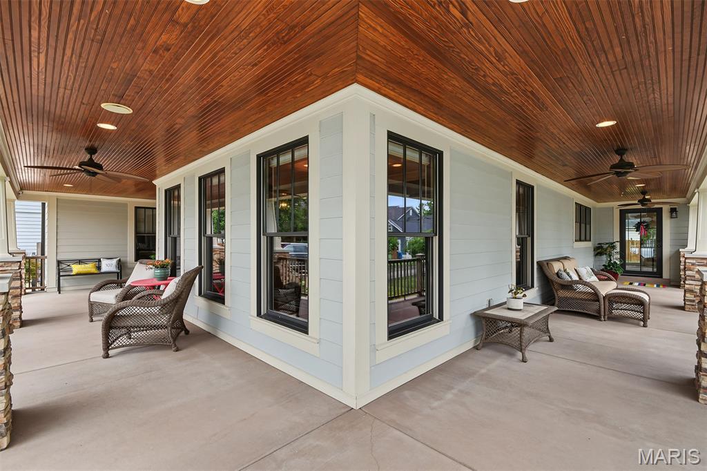 102 Edwin Avenue