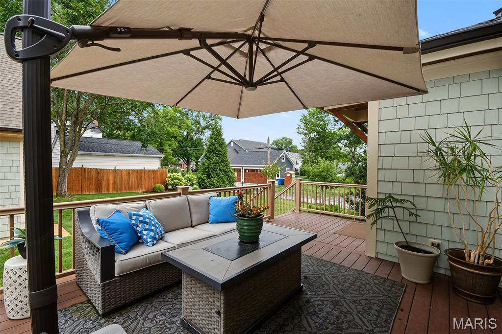 102 Edwin Avenue