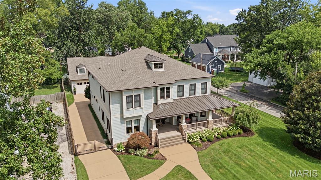 102 Edwin Avenue