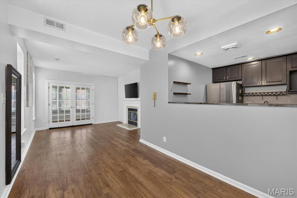 5900 McPherson Avenue Unit: 3W