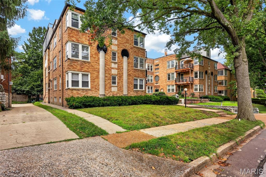 7532 York Drive Unit: 2E