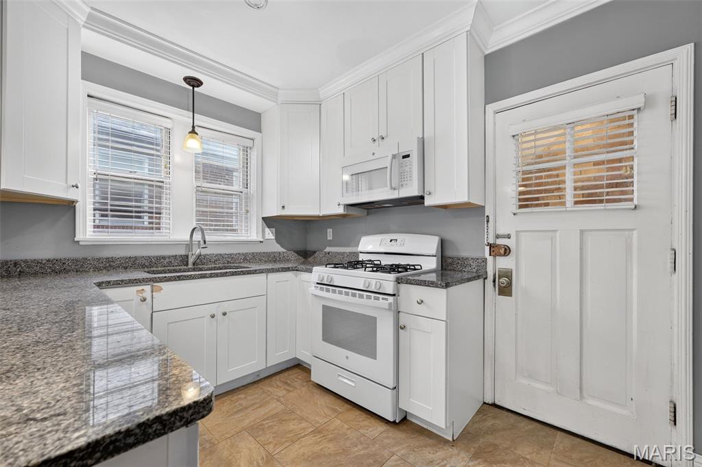 7532 York Drive Unit: 2E