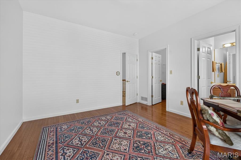 12427 Questover Manor Court