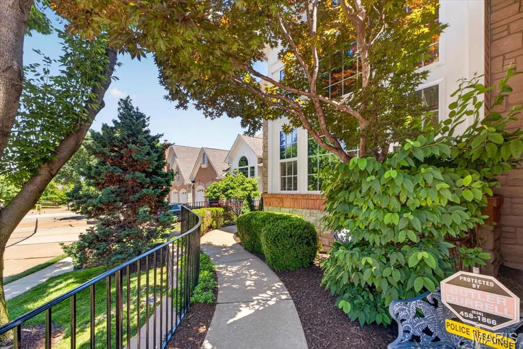12427 Questover Manor Court
