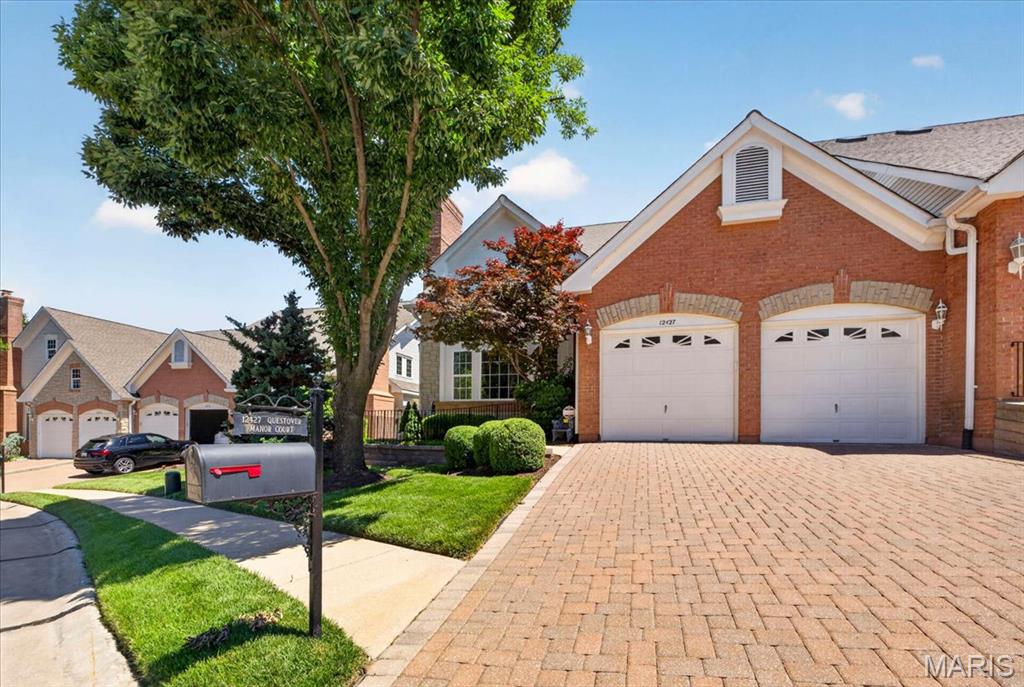 12427 Questover Manor Court