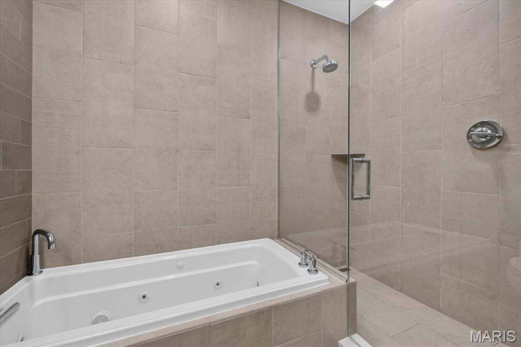 4101 Laclede Avenue Unit: 407