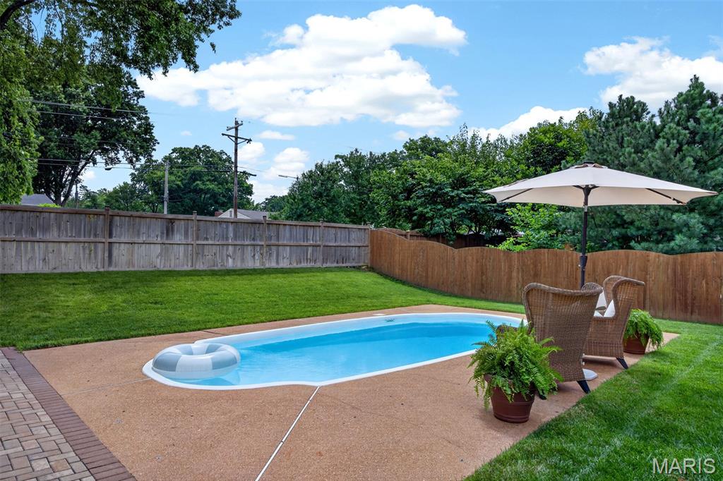 1120 Hollin Court