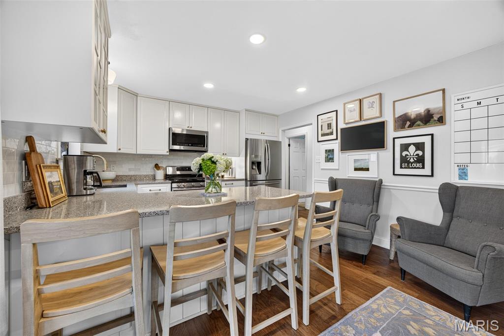 1120 Hollin Court