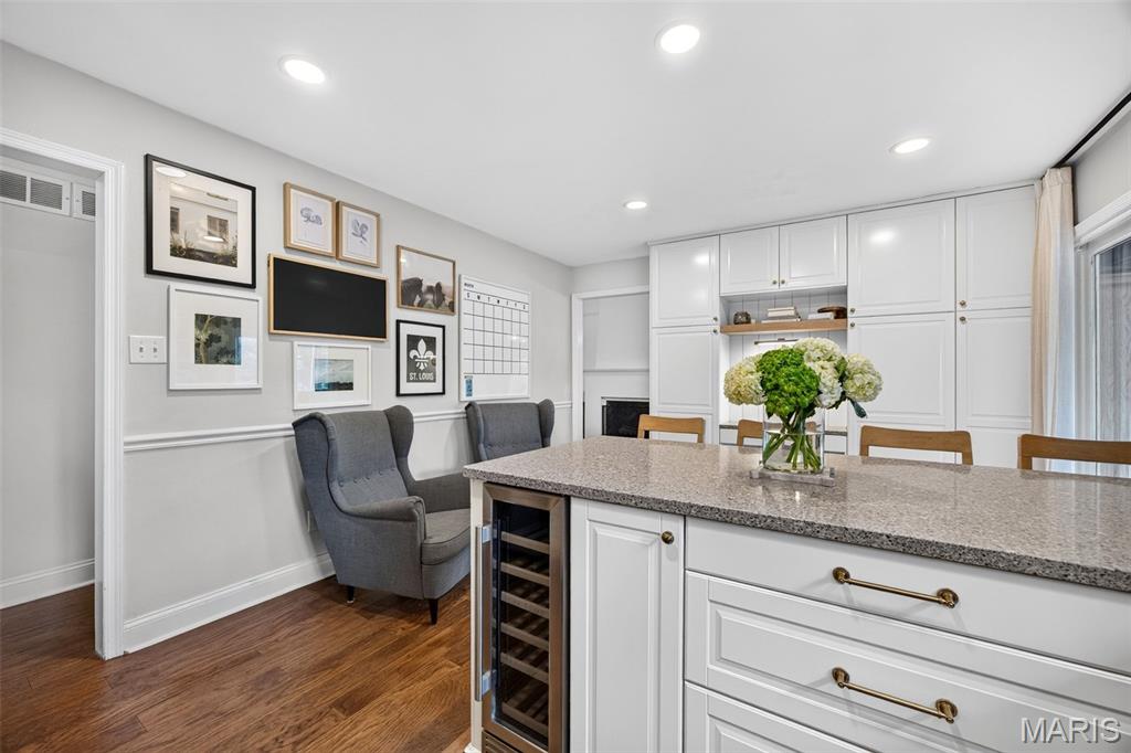 1120 Hollin Court