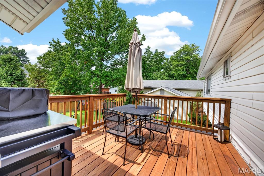 1120 Hollin Court