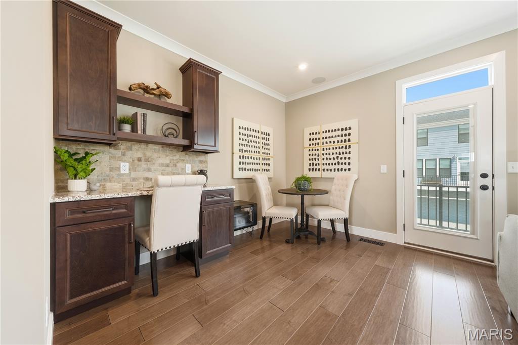 16514 Honey Locust Drive