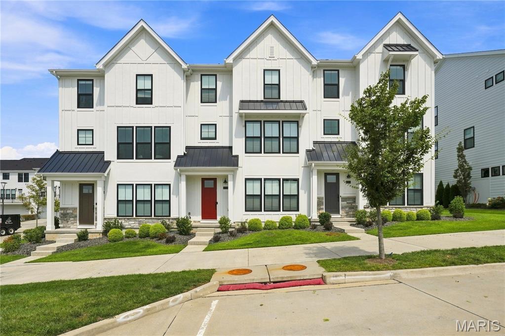 16514 Honey Locust Drive
