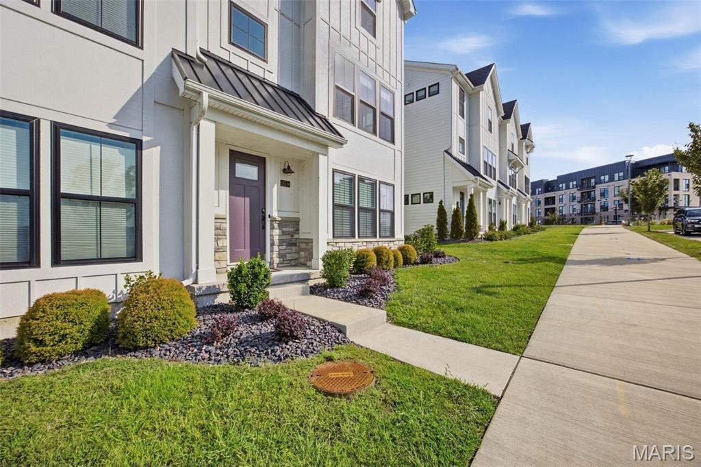 16514 Honey Locust Drive