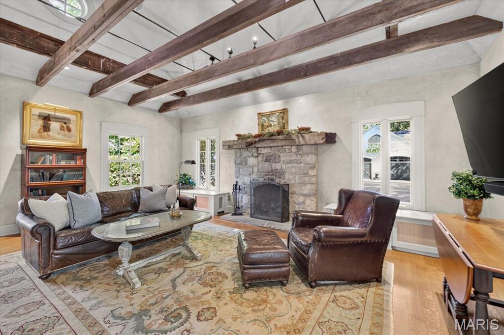 420 Yorkshire Place