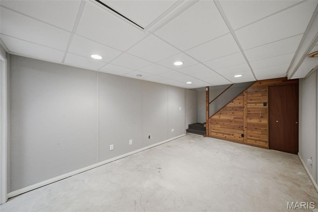 36 Marine Lane