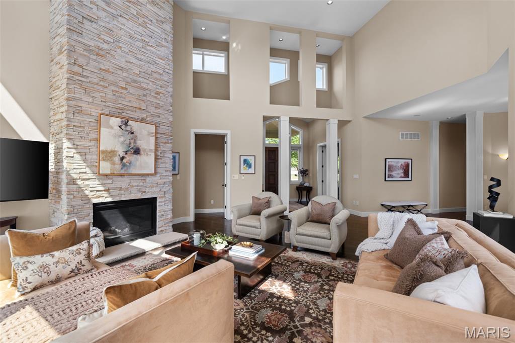 12864 Willow Pond Court