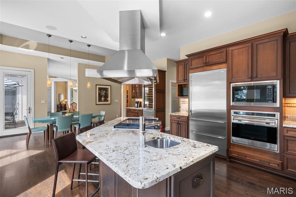12864 Willow Pond Court