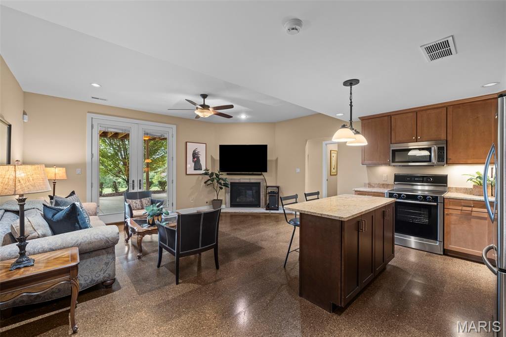 12864 Willow Pond Court