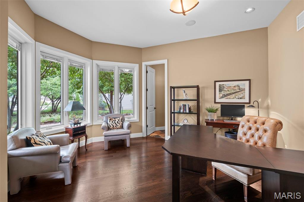 12864 Willow Pond Court