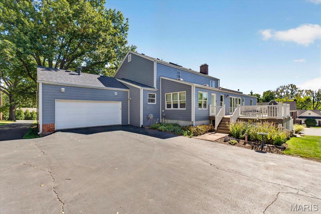 617 N Ballas Road