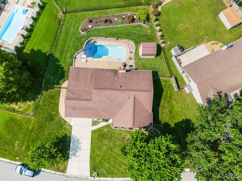 2316 Maple Tree Street