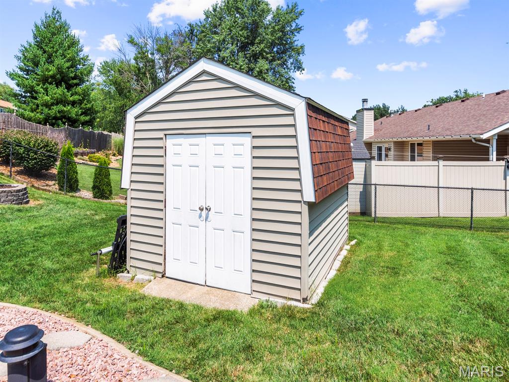 2316 Maple Tree Street