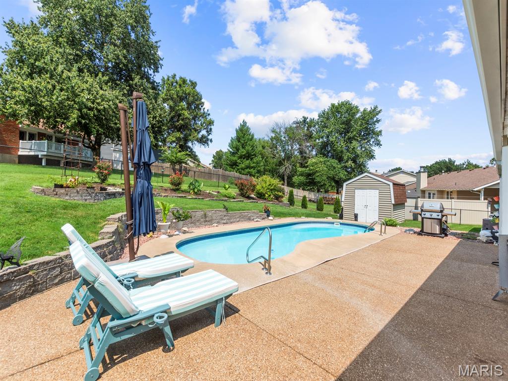 2316 Maple Tree Street